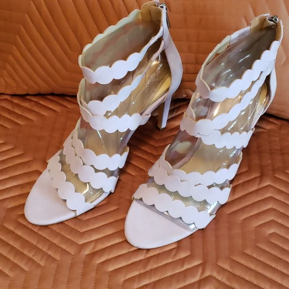 Jessica Simpson Lavender Ankle Strap Heels💜 - Picture 2 of 5